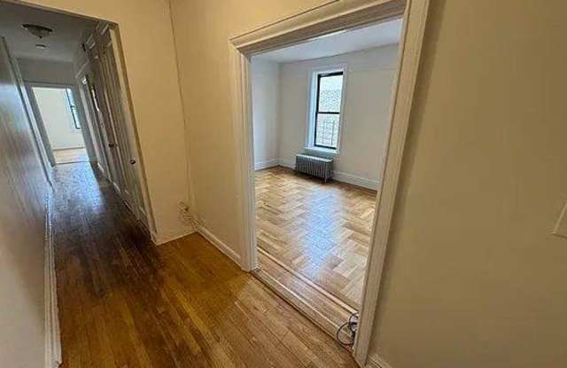 2180 Ryer Avenue Gallery 2