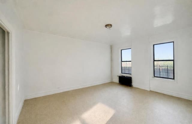 2121 Westbury Court photos photos