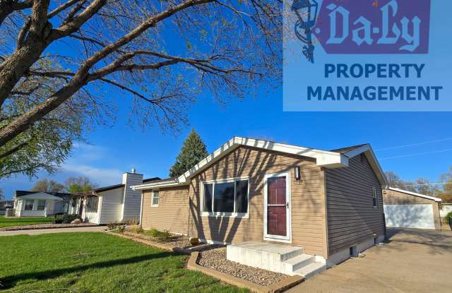 1719 N Taylor Ave photos photos