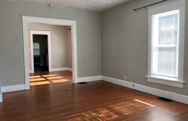 3951 North Park Avenue Gallery 2