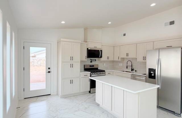 15164 RESOLVE Drive Gallery 3