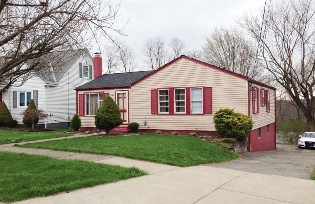 3908 Hanlin Way - 3908 Hanlin Way, Weirton, WV 26062