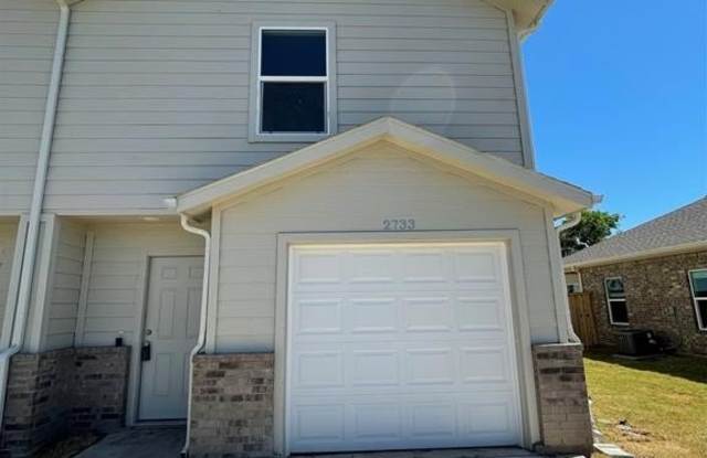 2733 Ginger Court photos photos