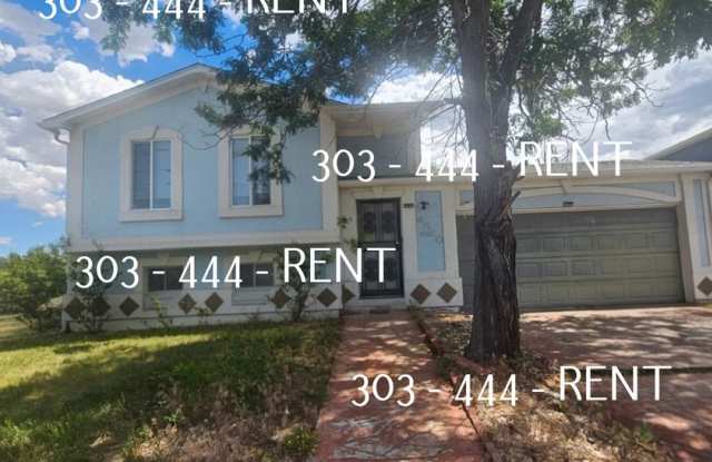 Beautifully Updated 4 Bed 2 Bath home in Denver - 4880 Enid Way, Denver, CO 80239