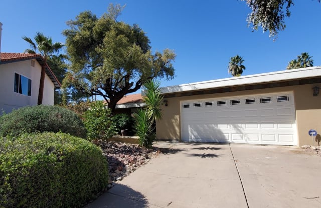 8624 N TIMBERLANE Drive - 8624 North Timberlane Drive, Scottsdale, AZ 85258