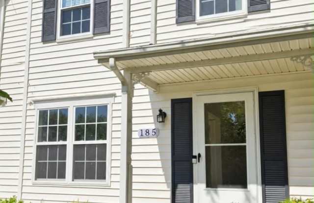 185 MEADOWS Lane NE Gallery 1