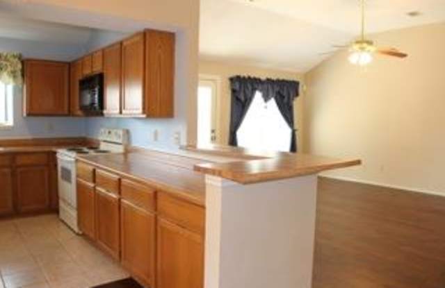 1322 Gardenia Drive Gallery 2
