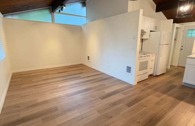 15801Larch Way Gallery 3