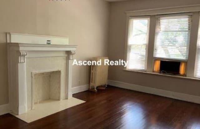 5046 South Blackstone St. - 5046 South Blackstone Avenue, Chicago, IL 60615