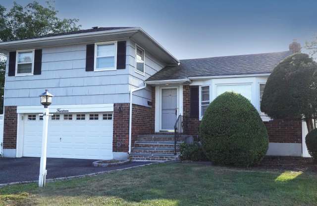 3 Bedroom Plainview Split - 14 Forest Drive, Plainview, NY 11803