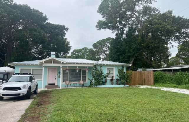 DUNEDIN FL LIVING 3/1 HOME photos photos