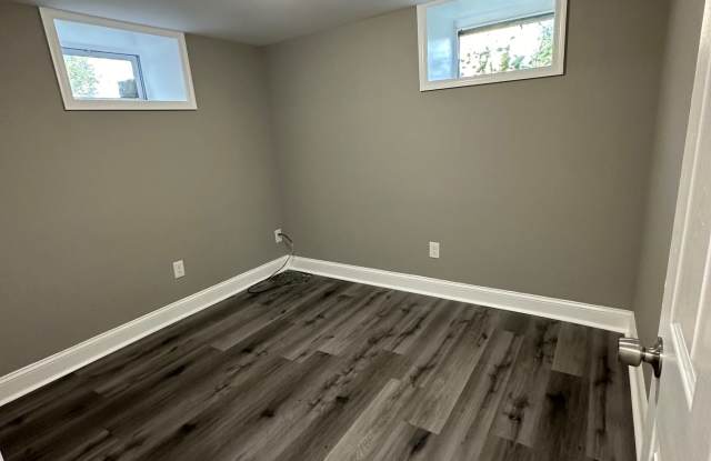 2804 E. Cold Spring Lane photos photos
