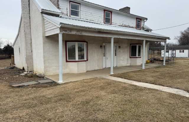 3959 WARM SPRING ROAD - 3959 Warm Spring Road, Franklin County, PA 17202