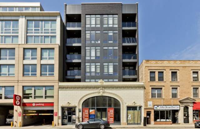 3226 North Clark St. photos photos