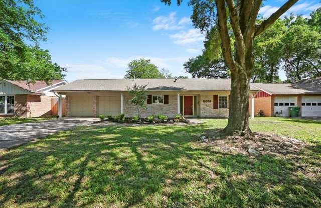 10038 Haddington Drive Gallery 2