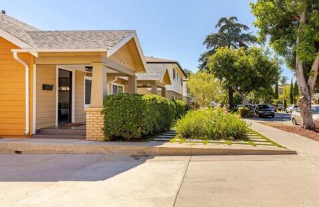 1130 East Doran Street photos photos