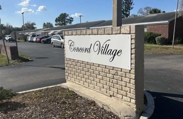 8334 DR MARTIN LUTHER KING JR STREET N photos photos