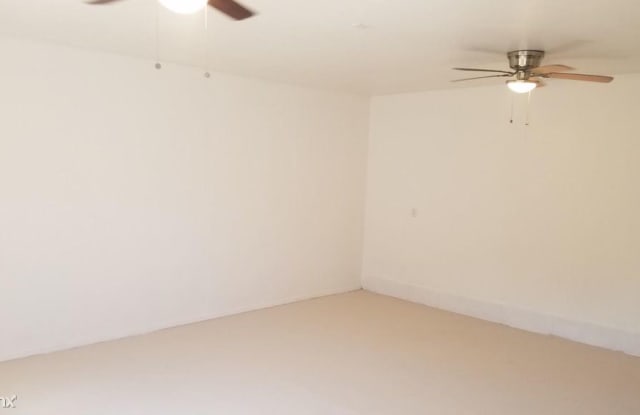 11138 Collett Ave Gallery 2