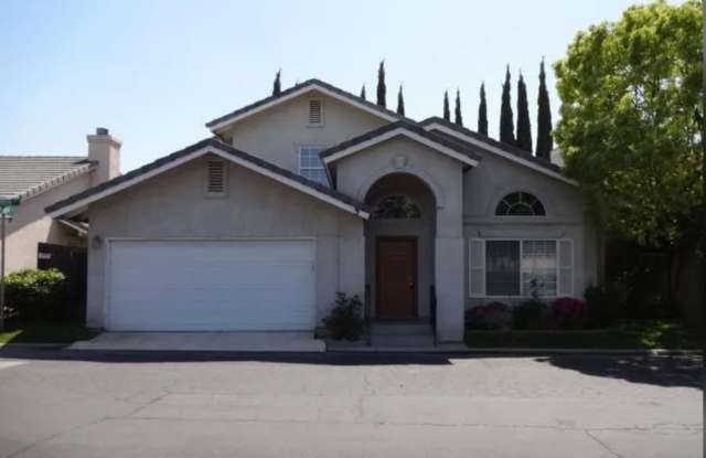 3625 Bernard St Unit 5 photos photos