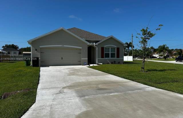 2098 SW Altman Ave photos photos