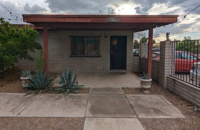 602 East Lester Street - 602 East Lester Street, Tucson, AZ 85705