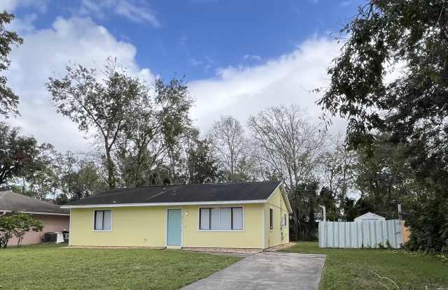 2811 Umbrella Tree Drive photos photos