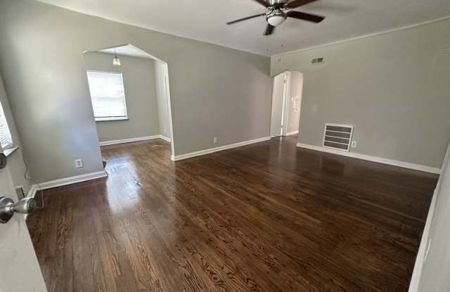 1806 Dale Road - 2 photos photos