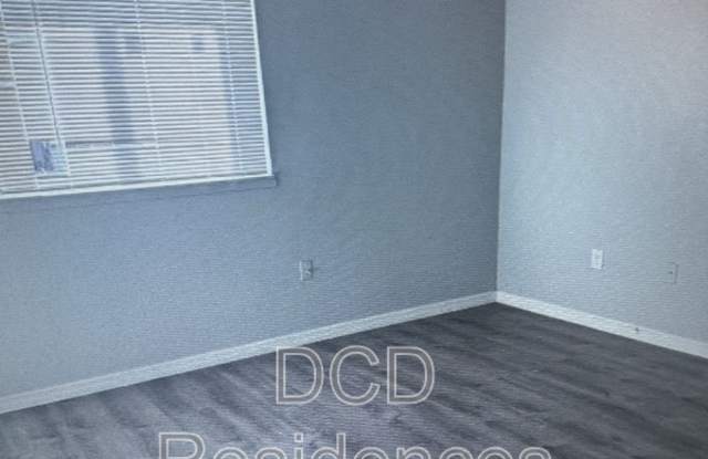 8310 Oak Forest Ct,    Apt 111 Tampa, FL 33615 photos photos