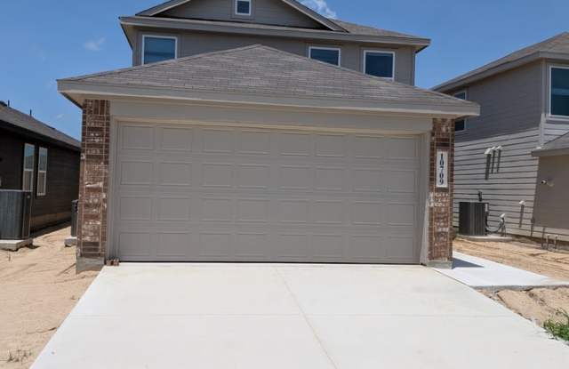 10709 Aqueduct Creek Gallery 1
