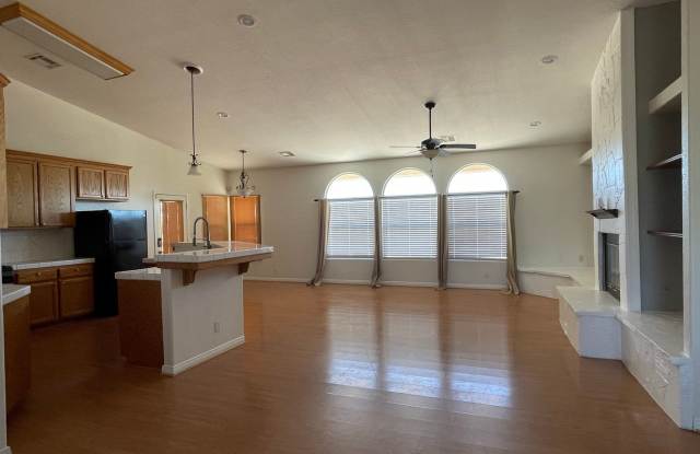 Coming Soon!! Beautiful and Maintained Gallery 4