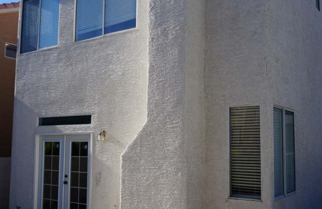 3 Bedroom 3 Bathroom 2 story Home in Summerlin photos photos
