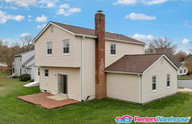 7910 Larrick Court Gallery 4