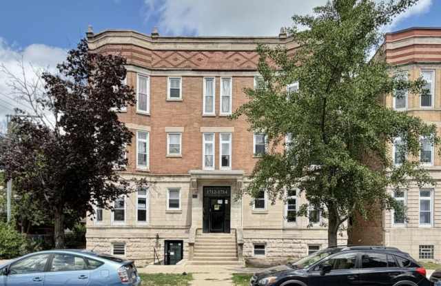 1714 Sunnyside Gallery 1