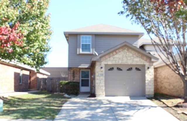 928 Walnut Street - 928 Walnut Street, Burleson, TX 76028