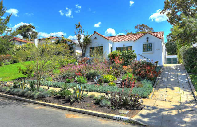 Warnall-1424 - 1424 Warnall Avenue, Los Angeles, CA 90024