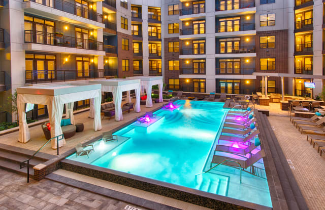 Midtown Houston Living photos photos