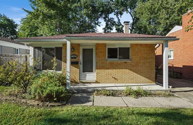 BEAUTIFUL 3 BED 1.5 BATH HOME IN OAK PARK MI photos photos