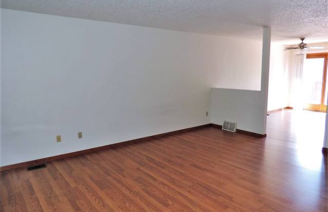 1209 Cambria Court Gallery 3