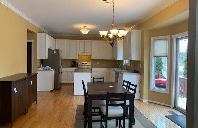 12740 ESSEX Court Gallery 4