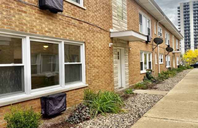 505 W Front Street - 505 West Front Street, Wheaton, IL 60187