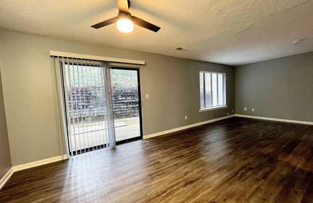 94 Cobblestone Creek photos photos