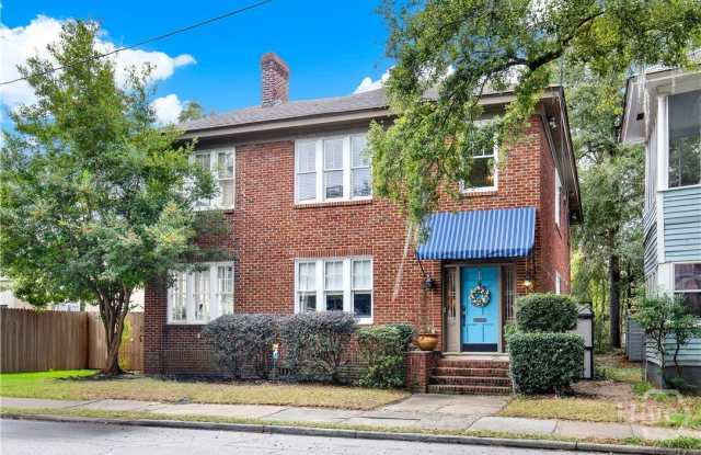 309 E 34th Street unit: 2 photos photos