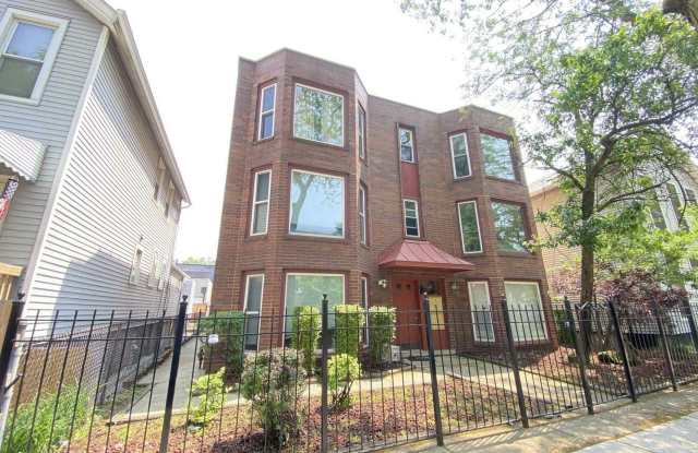 919 S Carpenter Street photos photos