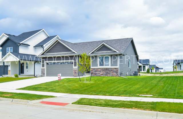 3 Bedroom 2 Bath Home in Clive / Waukee School District photos photos
