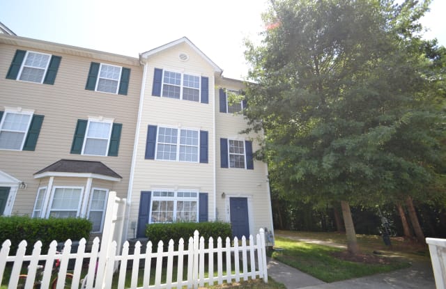 3010 Barrymore St Unit 100 - 3010 Barrymore Street, Raleigh, NC 27603