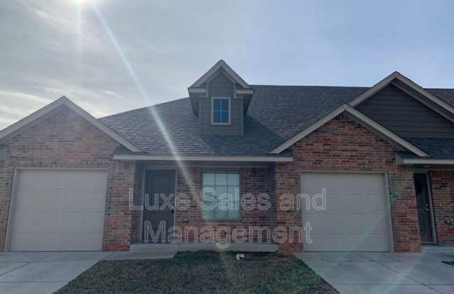 4612 Loch Ln - 4612 Loch Lane, Del City, OK 73115
