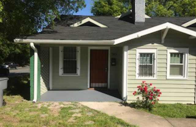 Adorable 1 Bedroom Duplex in Wilmore Neighborhood! - 1901 Wilmore Drive, Charlotte, NC 28203