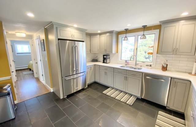 30 Woodbriar Rd Gallery 4