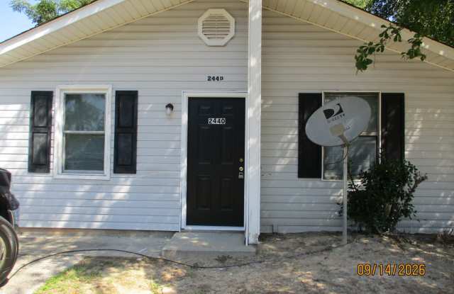 Cozy Living in a Quiet Augusta Community Gallery 1
