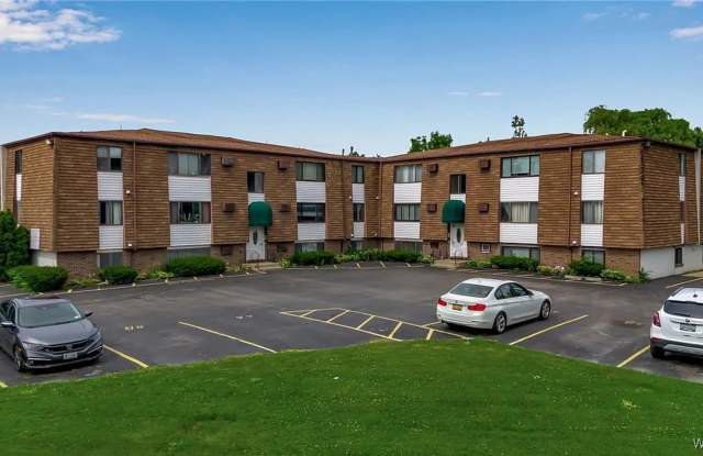 Charming 2BR Condo in Niagara Falls photos photos